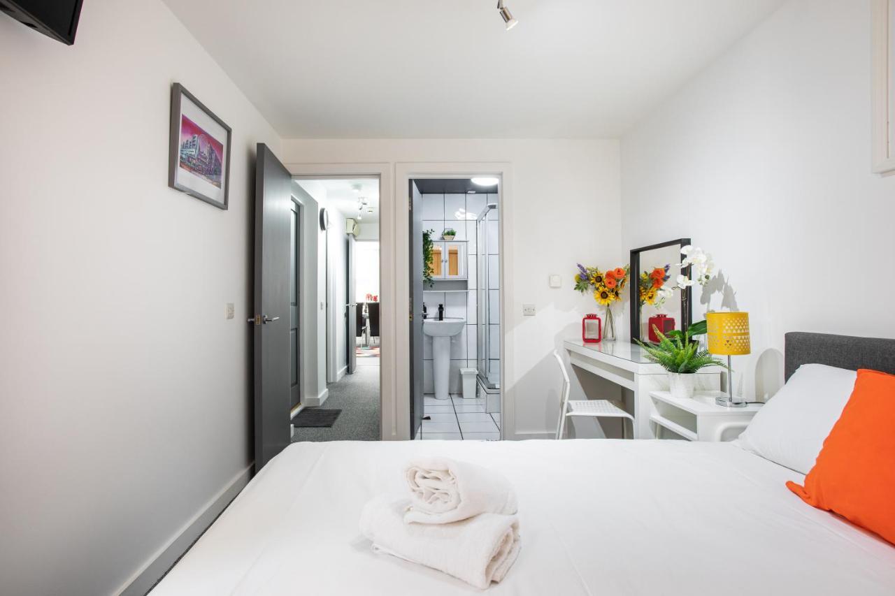 Malone Crescent Apartment - 2Br, 2B In City Centre Belfast Exterior foto
